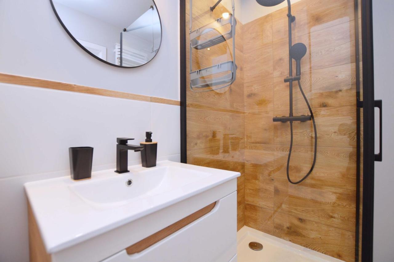 Nowoczesne Apartamenty 3City W Gdansku Z Parkingiem By Noclegi Renters Exteriér fotografie